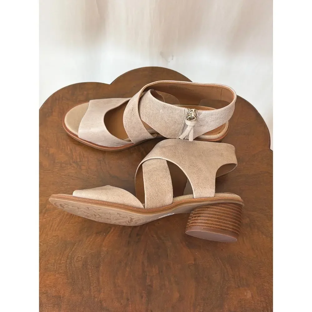 NIB Sofft Camille Strappy Leather Comfort Sandal - Tapioca Tan #0590 SZ 11